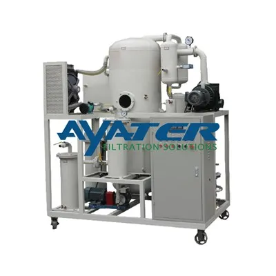 Sistema di purificazione dell'olio con disidratazione sotto vuoto